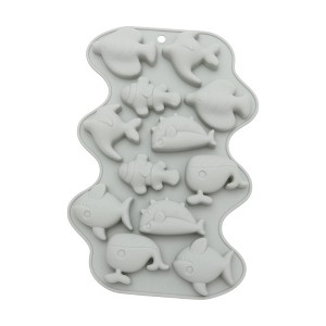 Unique Bargains Chocolate Mould 12-Cavity Ocean Fish Assortment Candy Mould Hand Wash 7.95"x5.39"x0.79" 1 Pc - 1 of 4