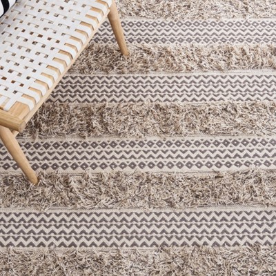 Handwoven Gray Cotton 4' x 6' Beach House Style Area Rug