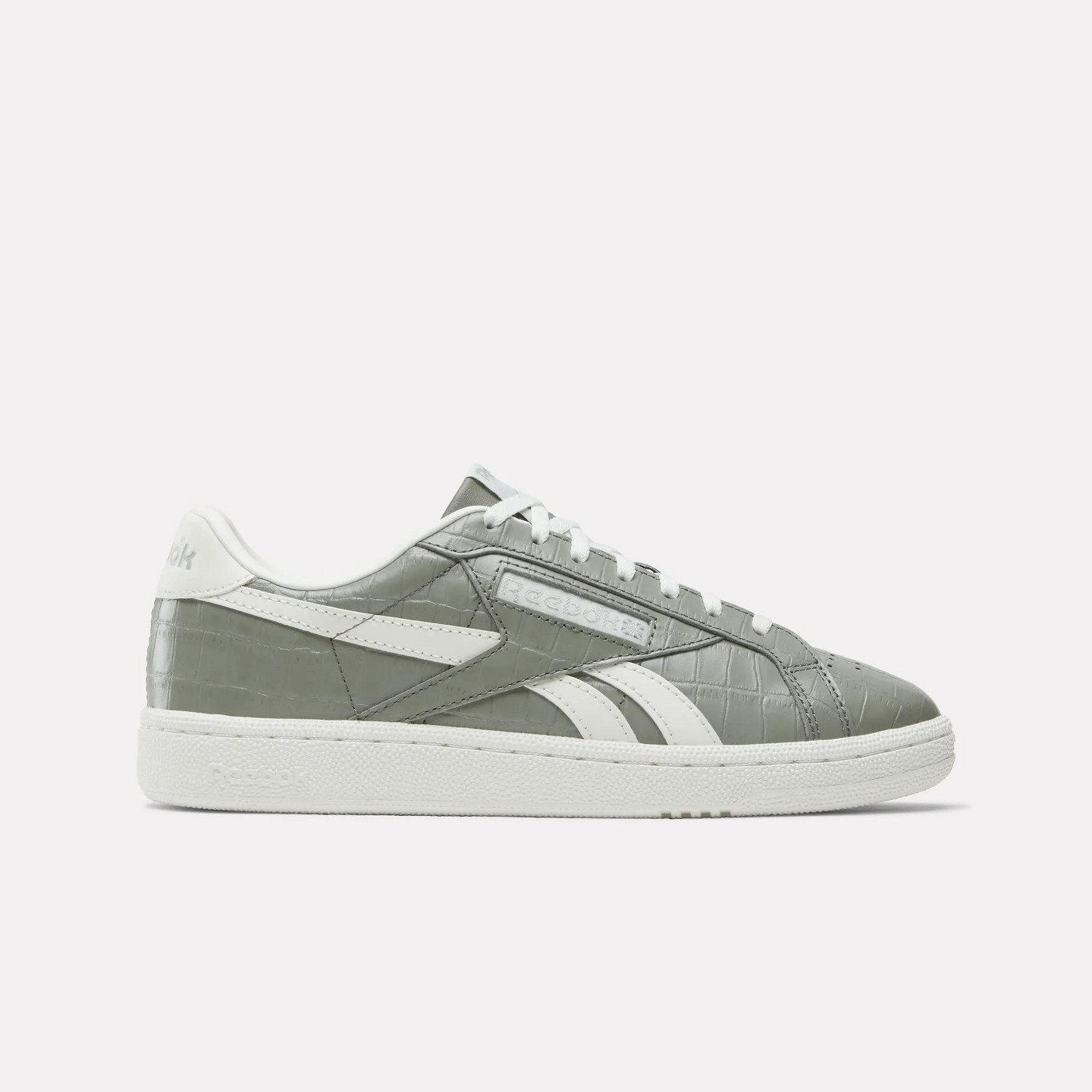 Женские кроссовки Reebok Club C Grounds UK Shoes Size 9 Still Grey/Chalk/Escape Grey, цвет: Серый — фото 1