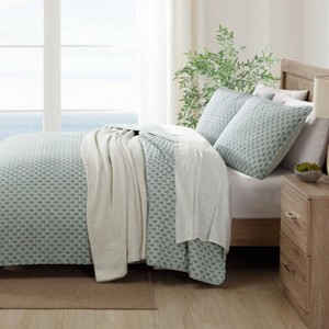 Tommy Bahama Coastal Batik Quilt Set Green - 1 of 4