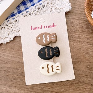 MyKids-USA Cute Cartoon Tri-Colored Taiyaki Hair Clip: Adorable Hair Accessory For Children And Teens - 1 of 2