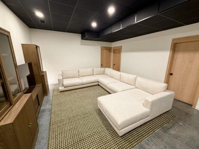 Guest review image 2 of 2, zoom in