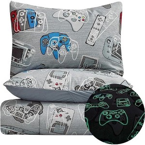 Tadpoles 3-Piece Gamer Glow in The Dark Comforter Set - Game Controllers Print - Full - Blue, Grey - 1 of 4