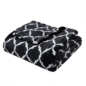 Gracie Mills Graig Modern Ogee Print Microlight Oversized Plush Throw Blanket - 1 of 4