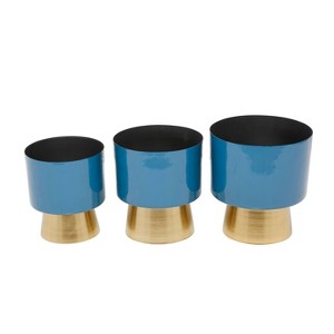 CosmoLiving by Cosmopolitan 3pc Modern Metal Planter Pots - 1 of 4