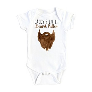 Daddy Beard Puller - Baby Boy Girl Clothes Infant Onesie® Funny Cute Newborn GS1 - 1 of 4