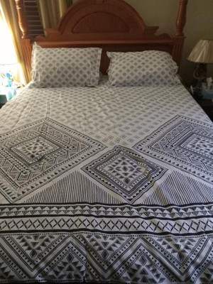 Intelligent Design Isla Reversible Duvet Cover Set Black : Target