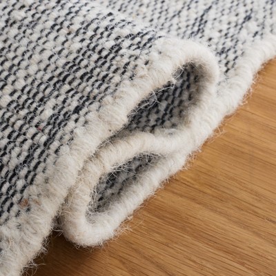 Hand-tufted Artisan Black Cotton 6' Square Area Rug