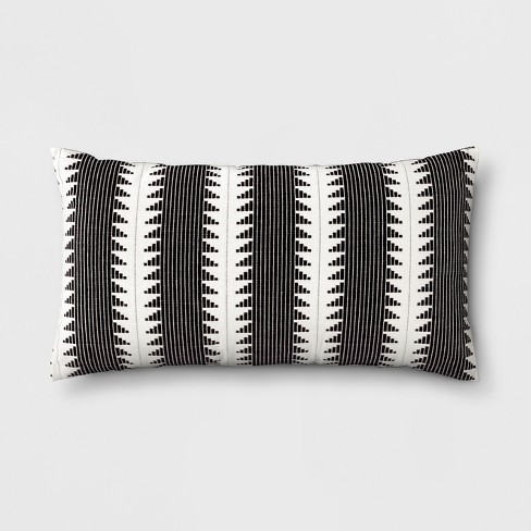 Black throw shop pillows for bed