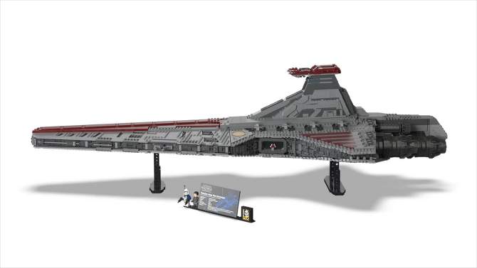 LEGO Star Wars Venator-Class Republic Attack Cruiser Building Set 75367, 2 of 8, play video