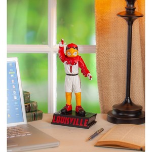 University of Louisville, Mascot Statue - 1 of 2