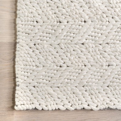 Ivory Hand-Braided Wool Rectangular Area Rug, 5' x 8'