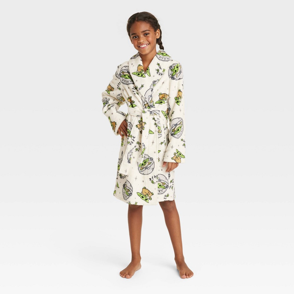 Girls' Star Wars: The Mandalorian The Child Robe - White L