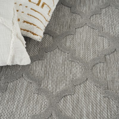 Silver Grey Trellis Synthetic 4' x 6' Easy-Care Area Rug