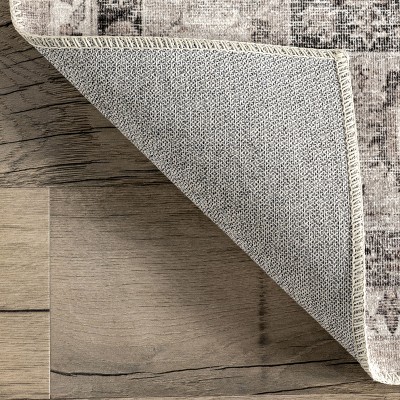 Elegant Gray 22" x 14" Synthetic Easy-Care Rectangular Area Rug