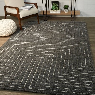 Luxurious Handmade Charcoal Geometric Synthetic Area Rug