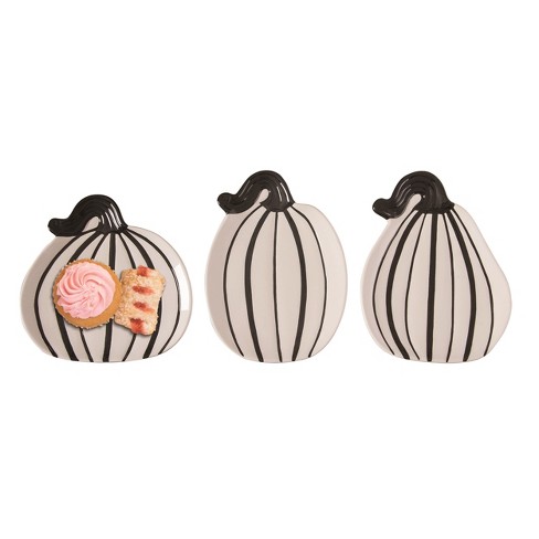 Pale Pumpkin Salt and Pepper Shakers