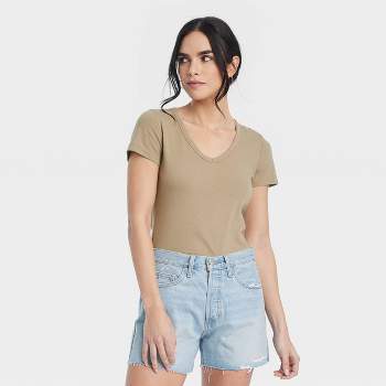 Women's Sensory Friendly Fitted V-Neck Short Sleeve T-Shirt - Universal Thread™