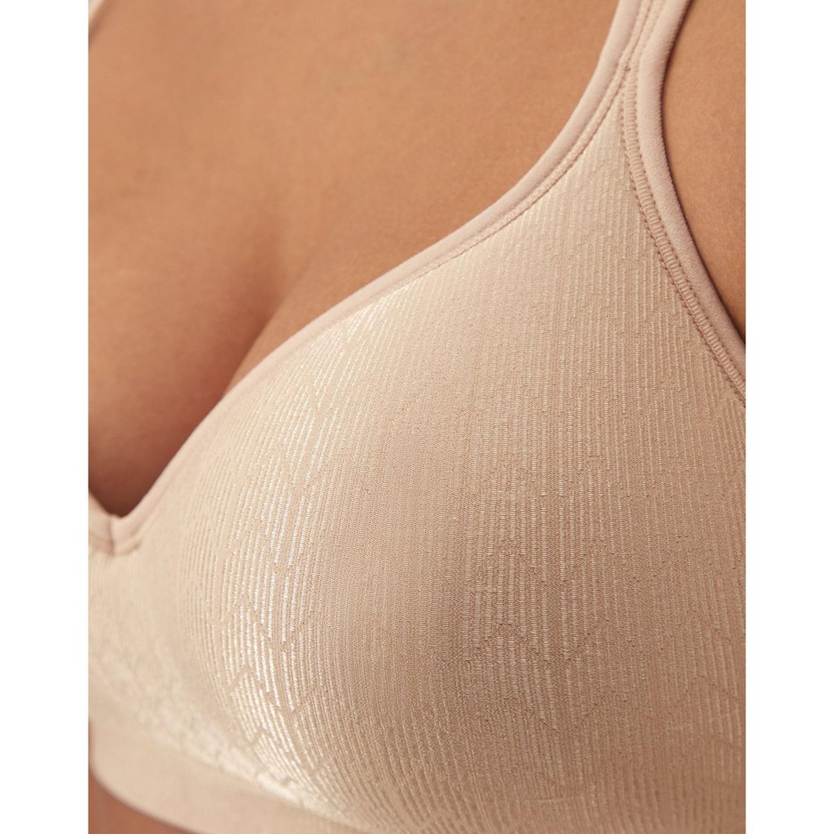 Comfort Revolution Wireless Bra - thumbnail 4