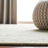 Dhurries DHU554 Hand Woven Flat Weave Indoor Rugs - Safavieh - 4 of 4