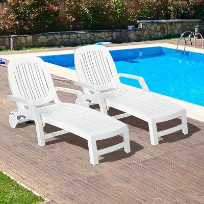 Plastic in deals pool lounge chairs