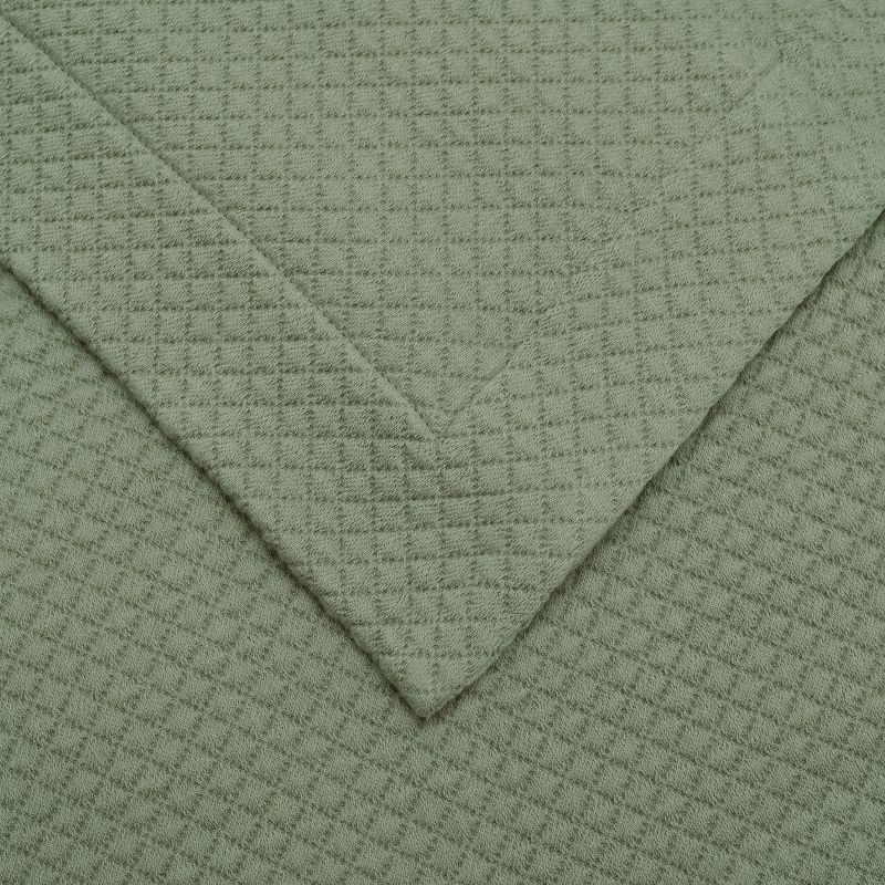 Geometric Rustic Traditional Raised Jacquard Matelasse Cotton Diamond Solitaire 3-Piece Bedspread Set by Blue Nile Mills, 2 of 6