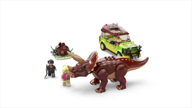 LEGO Jurassic Park Triceratops Research Car Toy 76959, 2 of 8, play video