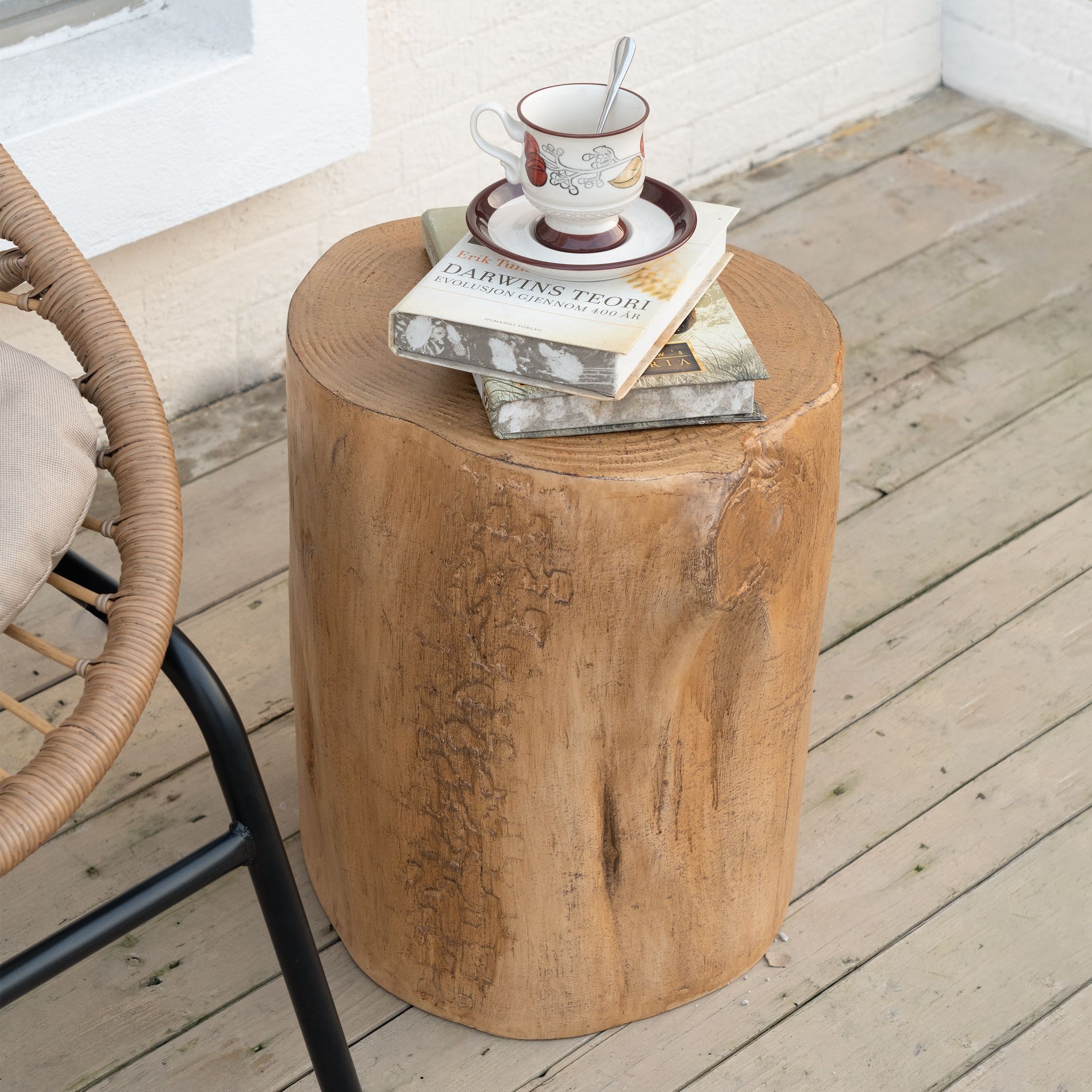 Christopher Knight Home Dorothy Outdoor Handcrafted Wood Stump Design Lightweight Concrete Side Table, Light Brown