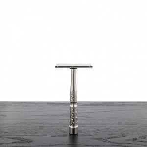 Blackland Vector Machined Single-Edge Safety Razor - 1 of 2