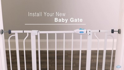 Installing regalo shop baby gate