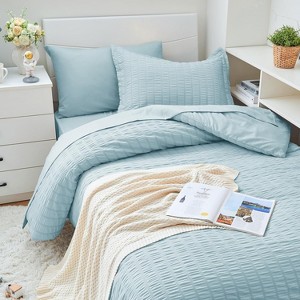 Bed in a Bag 7 Pieces Comforter Set for All Season - 1 of 4