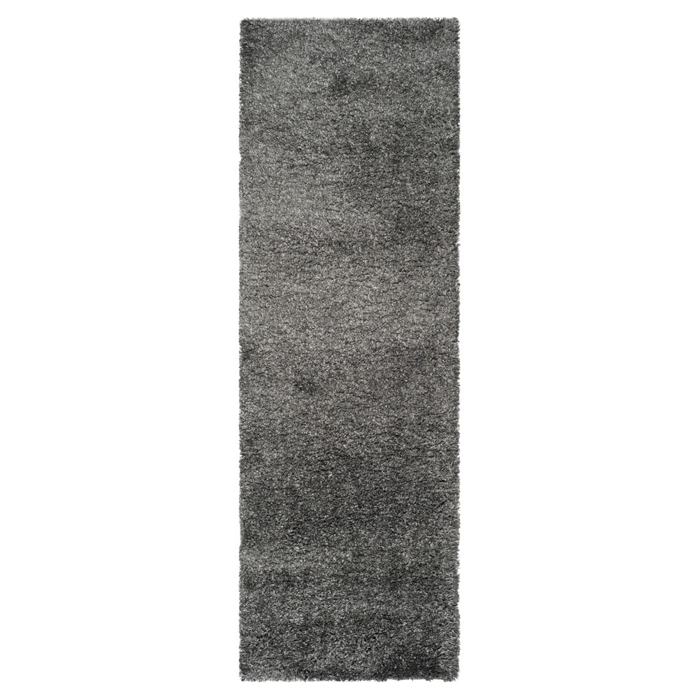 2'3inx7' Runner Quincy Rug Dark Gray - Safavieh