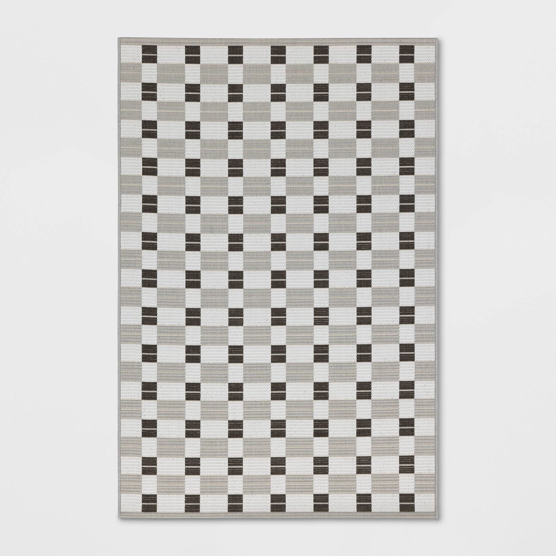 3'11"x5'5" Checkered Rectangular Indoor Outdoor Area Rug Black - Room Essentials™