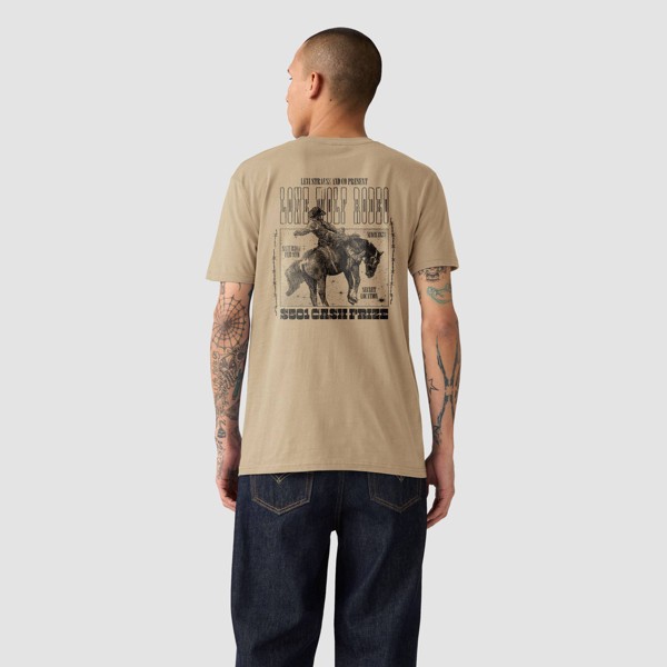 Playera de manga corta de corte relajado Lone Wolf Rodeo para hombre Levi's® - Tan 2