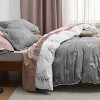 3 Pieces Reversible Striped Duvet Cover Set with Zipper Closure Bedding Set with 8 Corner Ties - 3 of 4