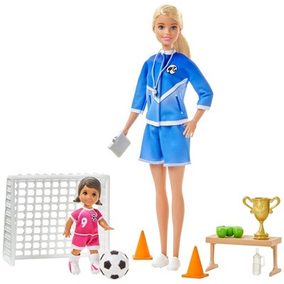 barbie team stacie doll & chelsea doll soccer playset