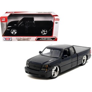 2006 Chevrolet Silverado Custom Pickup Truck Black "Die-Cast Collection" Series 1/25 Diecast Model by Motormax - 1 of 3