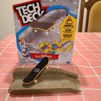 TECH DECK DIY Concrete Reusable Modeling Playset with Exclusive Enjoi  Fingerboard, Rail, Molds, Skatepark Kit, Kids Toy for Boys and Girls Ages 6  and