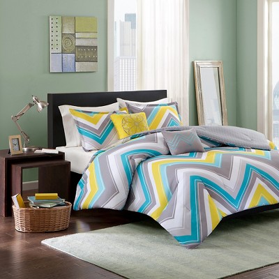 grey and yellow bedding target