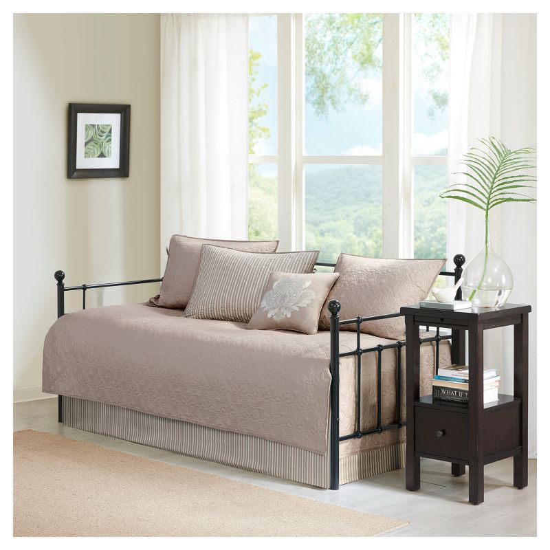 Vancouver Daybed Cover Set, 1 of 8