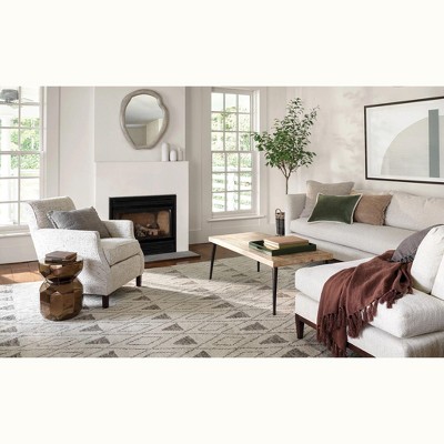 Ivory Geometric Hand-Knotted Wool and Synthetic 4' x 6' Rug