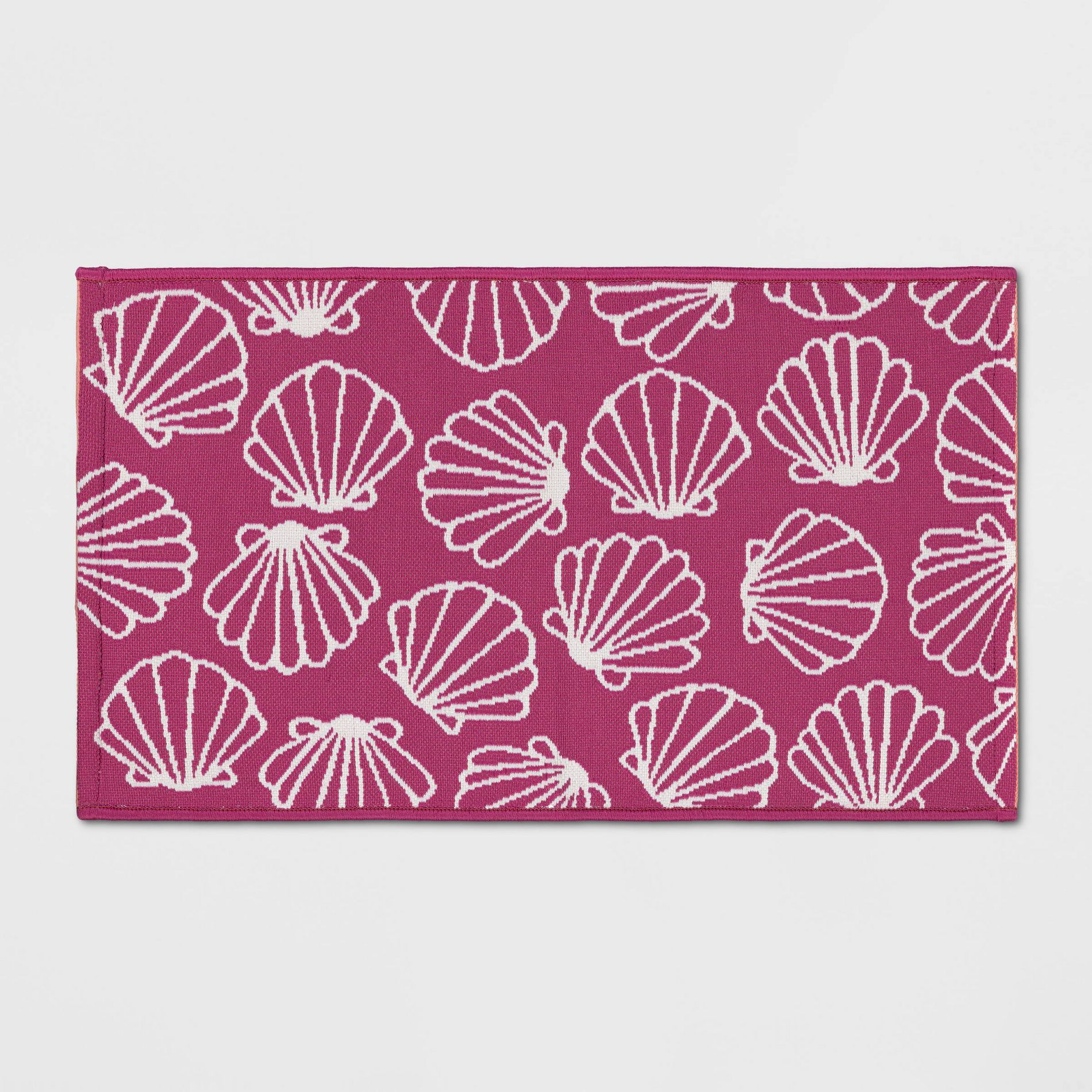 20"x34" Sea Shells Striped Reversible Accent Rug Pink/White - Sun Squad™