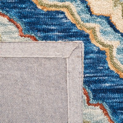 Handmade Blue Medallion Wool 4' x 6' Area Rug