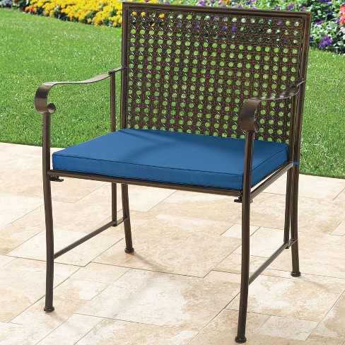 Outdoor folding chair 400 lb outlet capacity