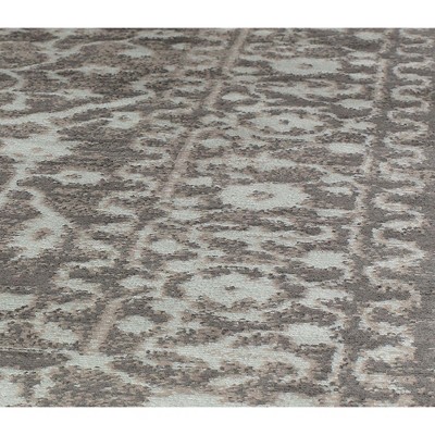 Regal Slate Grey 5' x 7' Synthetic Transitional Area Rug