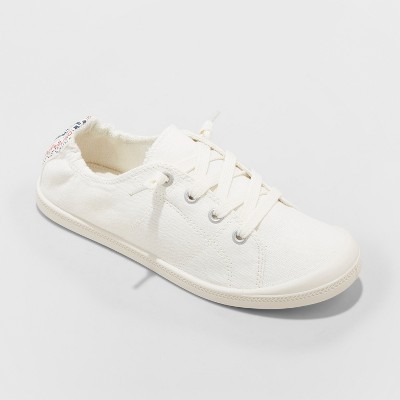 ladies white canvas tennis shoes