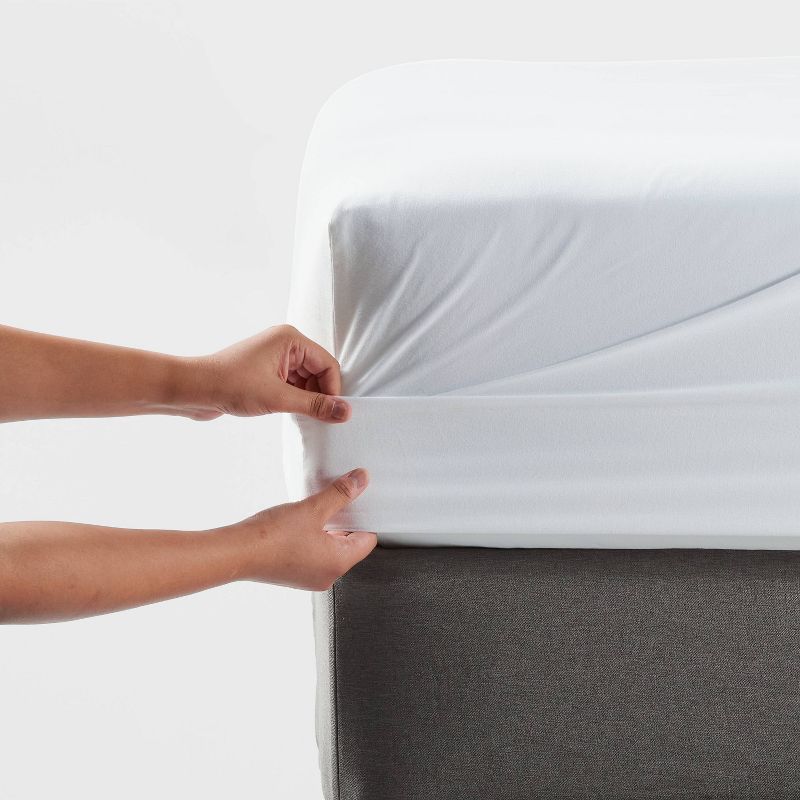 Easy Care Fitted Sheet - Room Essentials™, 4 of 5