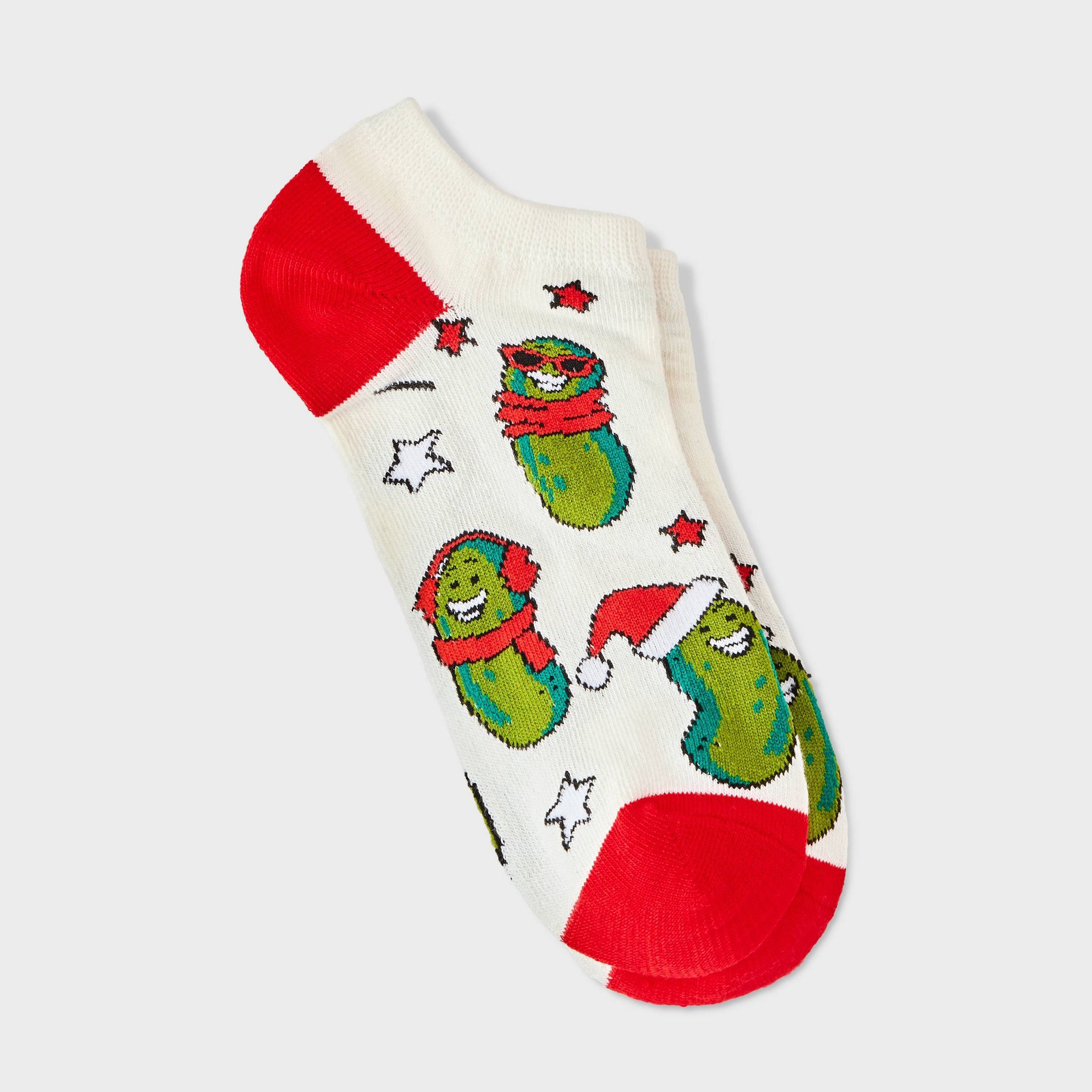 Women's Holiday Pickle Christmas Low Cut Socks - Ivory/Green 4-10