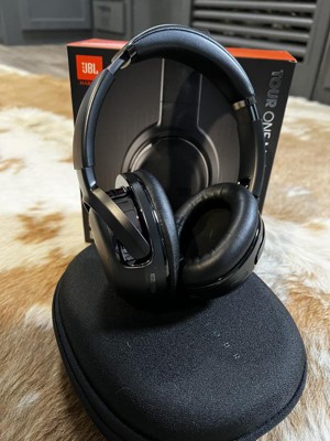 Jbl Tour One M2 Wireless Over-ear Adaptive Noise Cancelling Headphones ...