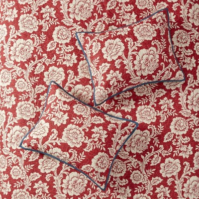 Red Cotton Twill Reversible Full Coverlet Set with Pillows